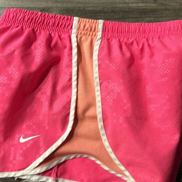 Nike kids athletic shorts - Picture 8 of 8
